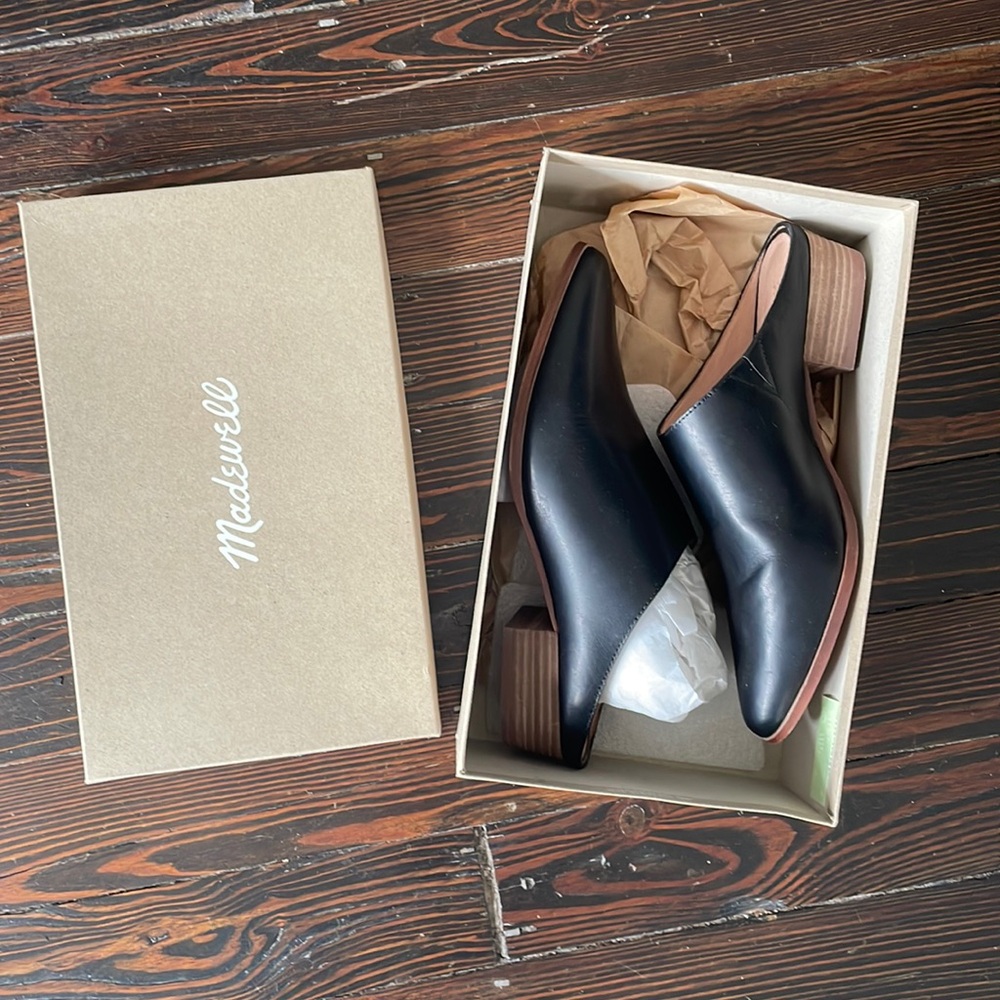 Madewell black leather mules